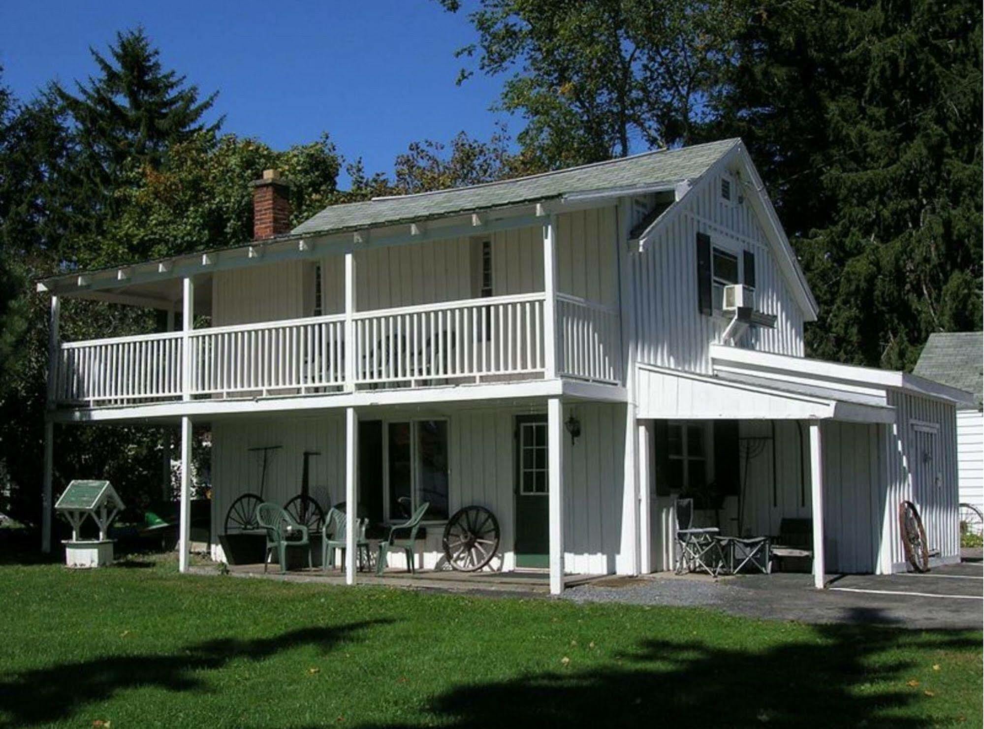 Mariaville Lake B & B Pattersonville Exterior foto